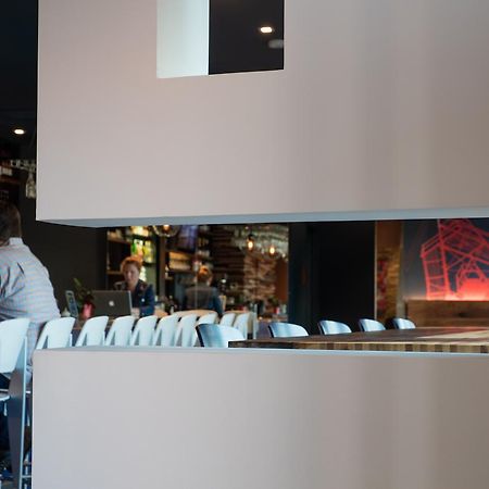 Hotel Eleven Austin Bagian luar foto